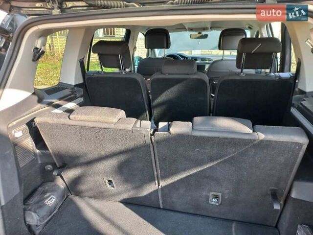 Серый Фольксваген Туран, объемом двигателя 1.6 л и пробегом 240 тыс. км за 14950 $, фото 23 на Automoto.ua