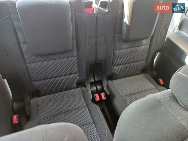 Серый Фольксваген Туран, объемом двигателя 1.6 л и пробегом 240 тыс. км за 14950 $, фото 18 на Automoto.ua