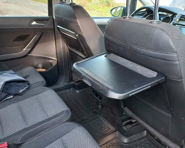 Серый Фольксваген Туран, объемом двигателя 1.6 л и пробегом 240 тыс. км за 14950 $, фото 19 на Automoto.ua