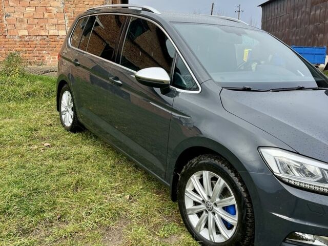 Сірий Фольксваген Туран, об'ємом двигуна 2 л та пробігом 279 тис. км за 18300 $, фото 1 на Automoto.ua