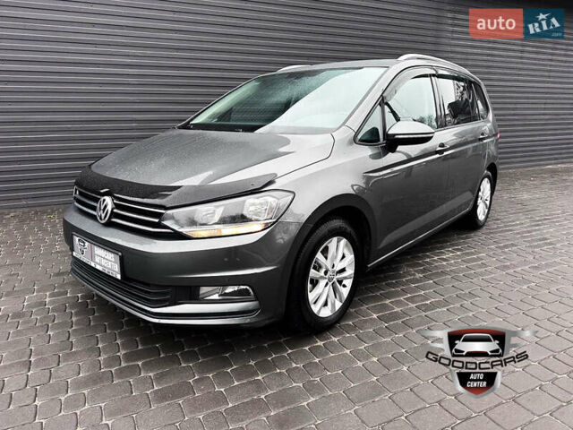 Серый Фольксваген Туран, объемом двигателя 1.6 л и пробегом 246 тыс. км за 14700 $, фото 2 на Automoto.ua