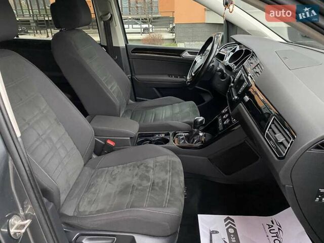 Серый Фольксваген Туран, объемом двигателя 1.97 л и пробегом 198 тыс. км за 20300 $, фото 65 на Automoto.ua