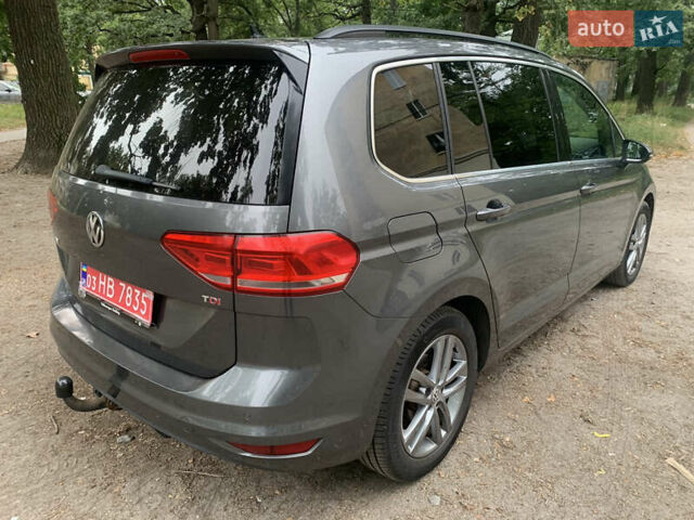 Серый Фольксваген Туран, объемом двигателя 1.6 л и пробегом 275 тыс. км за 14300 $, фото 14 на Automoto.ua