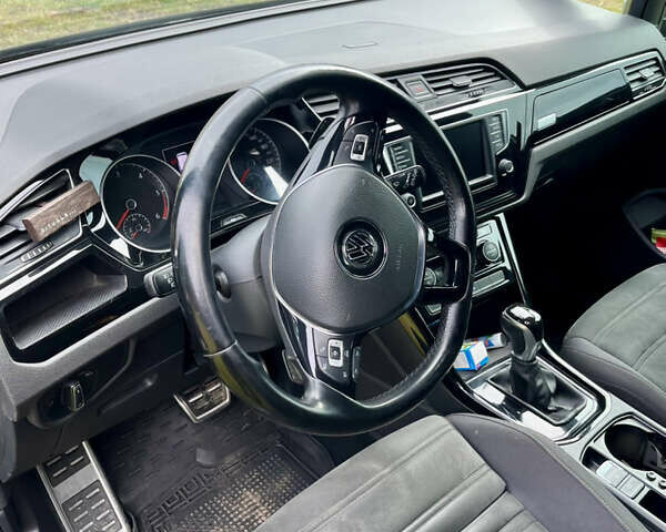 Сірий Фольксваген Туран, об'ємом двигуна 1.97 л та пробігом 279 тис. км за 18300 $, фото 14 на Automoto.ua