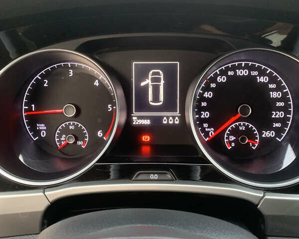 Сірий Фольксваген Туран, об'ємом двигуна 1.6 л та пробігом 230 тис. км за 15500 $, фото 6 на Automoto.ua