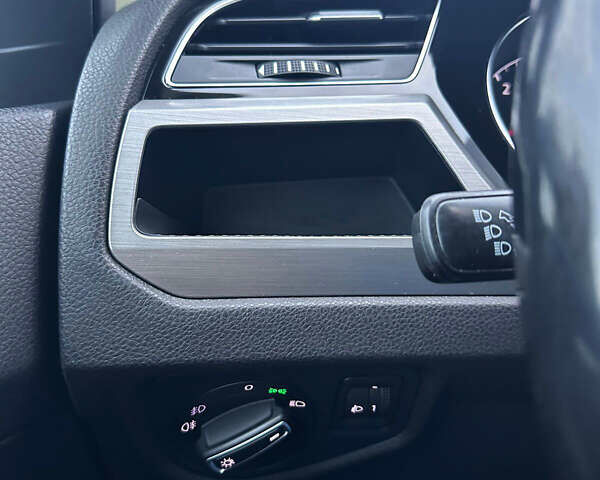 Сірий Фольксваген Туран, об'ємом двигуна 1.97 л та пробігом 317 тис. км за 15200 $, фото 21 на Automoto.ua