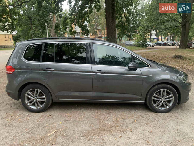 Серый Фольксваген Туран, объемом двигателя 1.6 л и пробегом 275 тыс. км за 14300 $, фото 13 на Automoto.ua