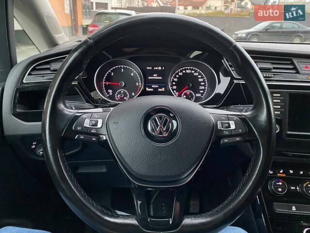 Серый Фольксваген Туран, объемом двигателя 1.97 л и пробегом 198 тыс. км за 20300 $, фото 53 на Automoto.ua
