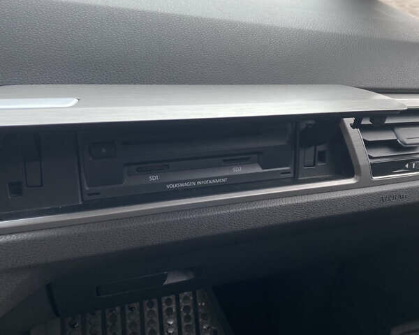 Сірий Фольксваген Туран, об'ємом двигуна 1.97 л та пробігом 285 тис. км за 16300 $, фото 10 на Automoto.ua