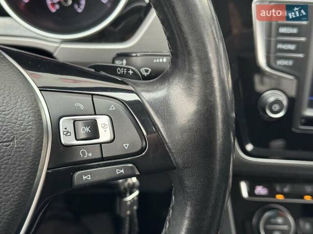 Сірий Фольксваген Туран, об'ємом двигуна 2 л та пробігом 280 тис. км за 15900 $, фото 61 на Automoto.ua