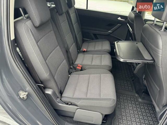 Сірий Фольксваген Туран, об'ємом двигуна 2 л та пробігом 280 тис. км за 15900 $, фото 55 на Automoto.ua