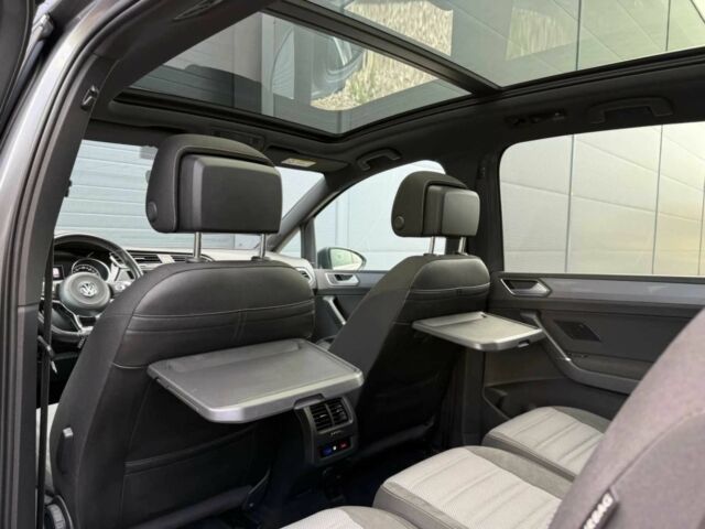 Серый Фольксваген Туран, объемом двигателя 2 л и пробегом 51 тыс. км за 8000 $, фото 10 на Automoto.ua