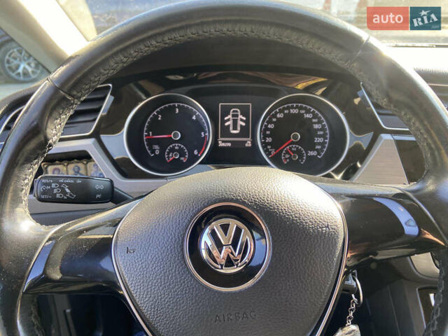 Серый Фольксваген Туран, объемом двигателя 1.6 л и пробегом 210 тыс. км за 16400 $, фото 24 на Automoto.ua