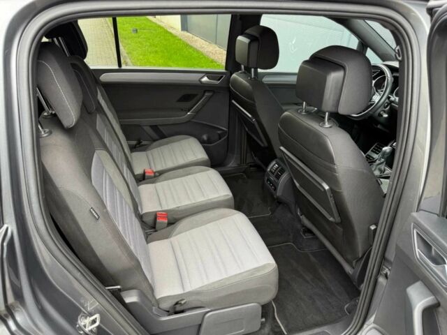 Серый Фольксваген Туран, объемом двигателя 2 л и пробегом 51 тыс. км за 8000 $, фото 12 на Automoto.ua