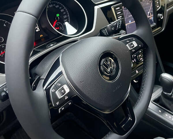 Серый Фольксваген Туран, объемом двигателя 1.6 л и пробегом 250 тыс. км за 16750 $, фото 28 на Automoto.ua