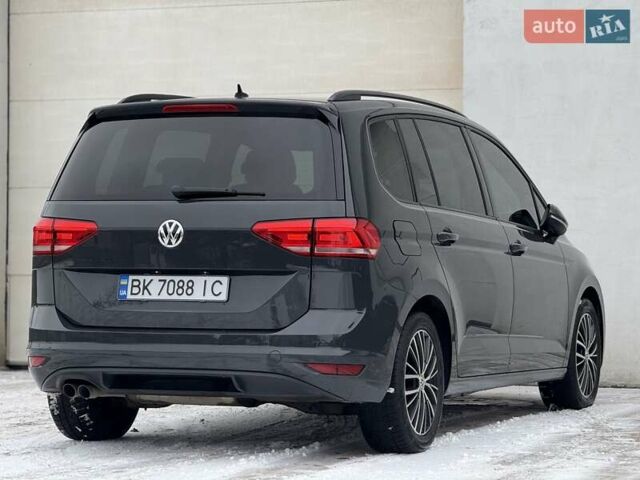 Сірий Фольксваген Туран, об'ємом двигуна 2 л та пробігом 280 тис. км за 15900 $, фото 22 на Automoto.ua