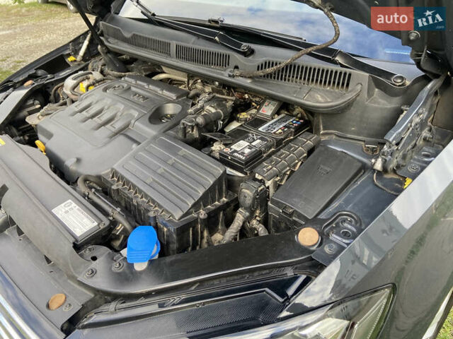 Серый Фольксваген Туран, объемом двигателя 1.6 л и пробегом 210 тыс. км за 16400 $, фото 30 на Automoto.ua