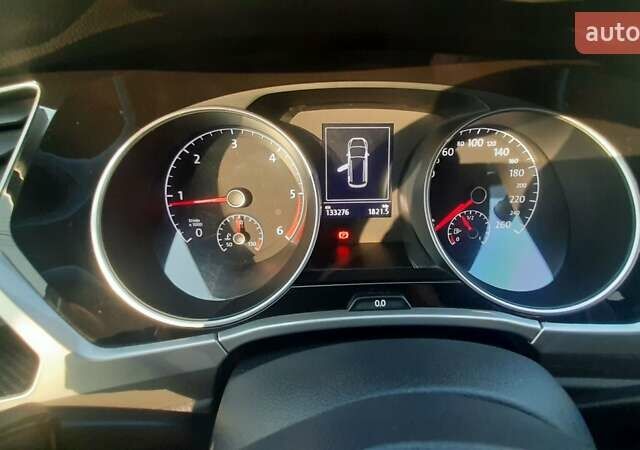 Серый Фольксваген Туран, объемом двигателя 1.6 л и пробегом 134 тыс. км за 17300 $, фото 1 на Automoto.ua