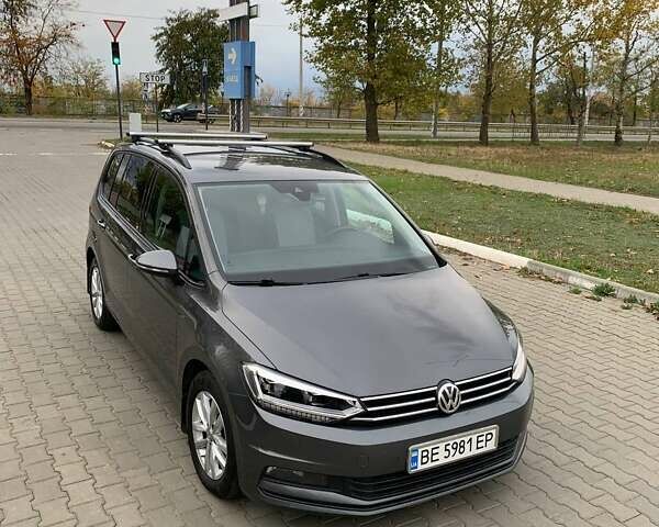 Сірий Фольксваген Туран, об'ємом двигуна 1.97 л та пробігом 246 тис. км за 20000 $, фото 4 на Automoto.ua