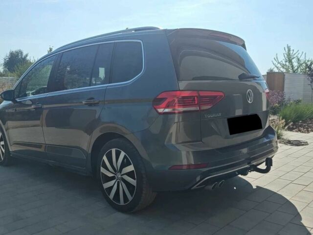 Серый Фольксваген Туран, объемом двигателя 2 л и пробегом 78 тыс. км за 14200 $, фото 3 на Automoto.ua