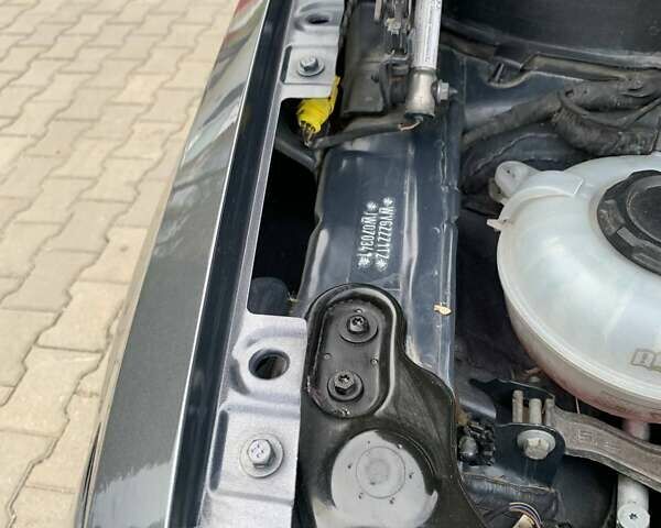 Сірий Фольксваген Туран, об'ємом двигуна 1.97 л та пробігом 246 тис. км за 20000 $, фото 64 на Automoto.ua