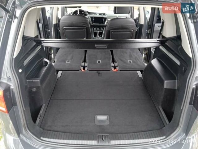 Серый Фольксваген Туран, объемом двигателя 1.97 л и пробегом 276 тыс. км за 17900 $, фото 13 на Automoto.ua