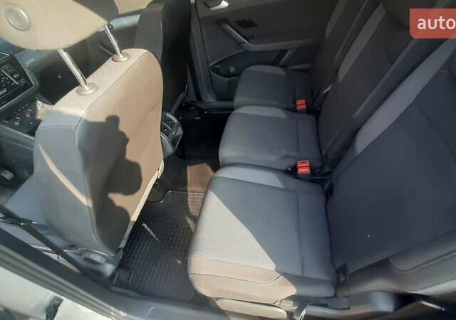 Серый Фольксваген Туран, объемом двигателя 1.6 л и пробегом 134 тыс. км за 17300 $, фото 10 на Automoto.ua