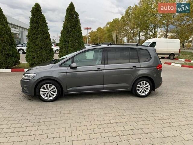 Сірий Фольксваген Туран, об'ємом двигуна 1.97 л та пробігом 246 тис. км за 20000 $, фото 1 на Automoto.ua