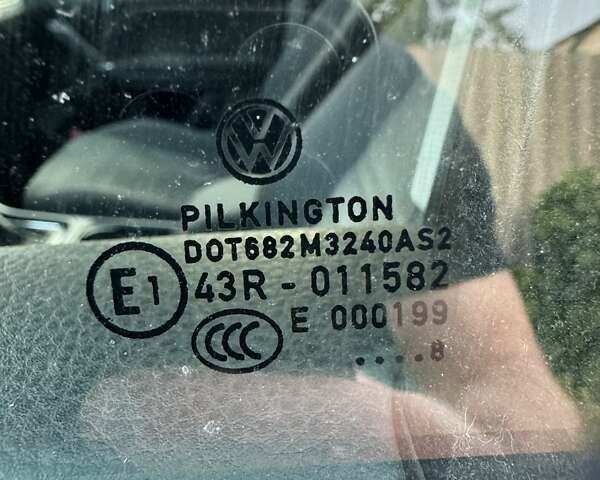 Серый Фольксваген Туран, объемом двигателя 2 л и пробегом 280 тыс. км за 18200 $, фото 36 на Automoto.ua