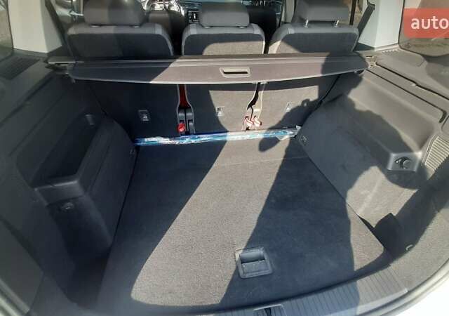 Серый Фольксваген Туран, объемом двигателя 1.6 л и пробегом 134 тыс. км за 17300 $, фото 14 на Automoto.ua