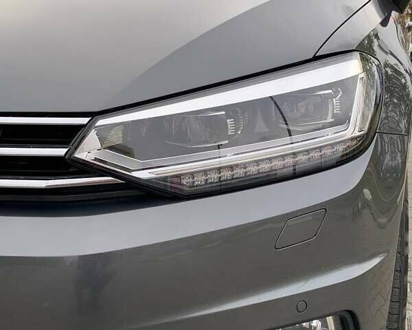 Сірий Фольксваген Туран, об'ємом двигуна 1.97 л та пробігом 246 тис. км за 20000 $, фото 15 на Automoto.ua