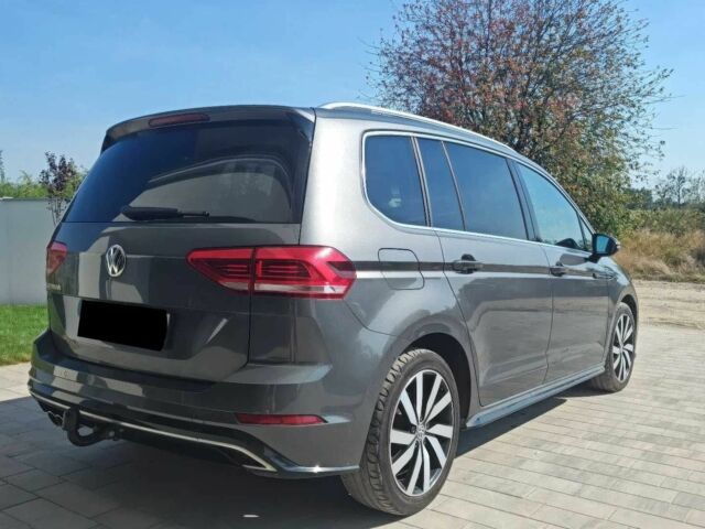 Серый Фольксваген Туран, объемом двигателя 2 л и пробегом 78 тыс. км за 14200 $, фото 2 на Automoto.ua