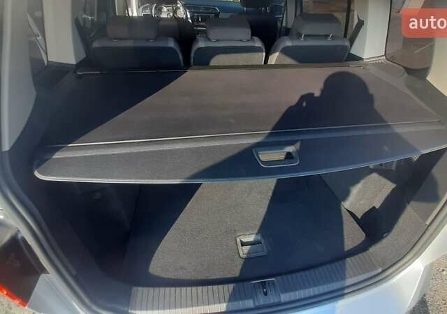 Серый Фольксваген Туран, объемом двигателя 1.6 л и пробегом 134 тыс. км за 17300 $, фото 13 на Automoto.ua