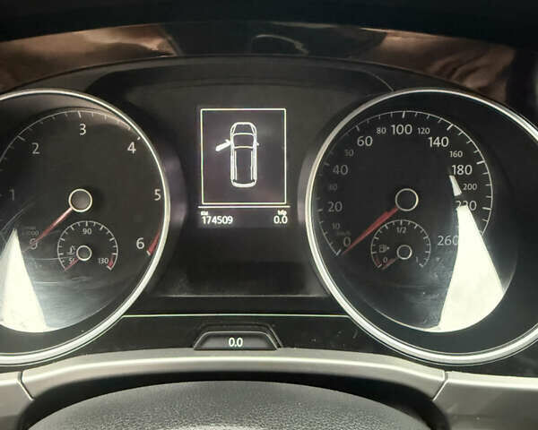 Серый Фольксваген Туран, объемом двигателя 1.6 л и пробегом 174 тыс. км за 14800 $, фото 7 на Automoto.ua