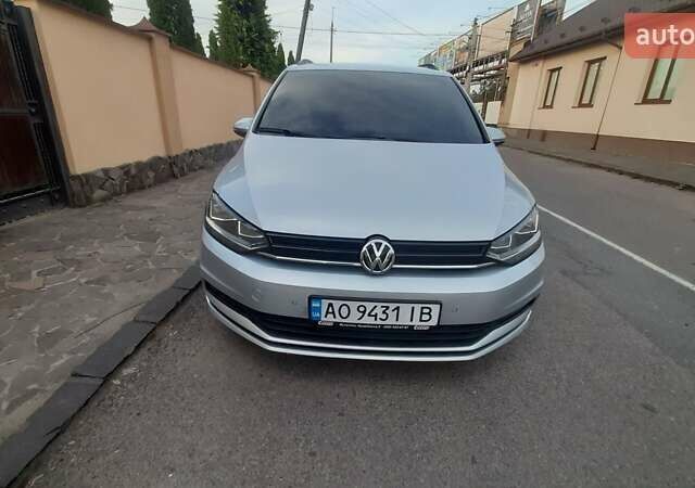 Серый Фольксваген Туран, объемом двигателя 1.6 л и пробегом 134 тыс. км за 17300 $, фото 3 на Automoto.ua