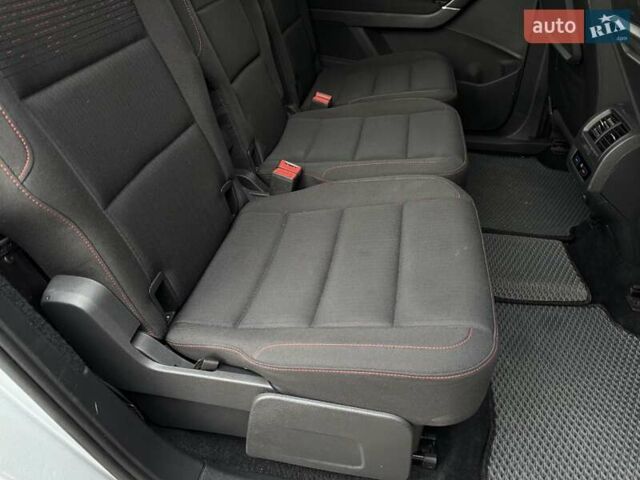 Серый Фольксваген Туран, объемом двигателя 2 л и пробегом 240 тыс. км за 17300 $, фото 41 на Automoto.ua