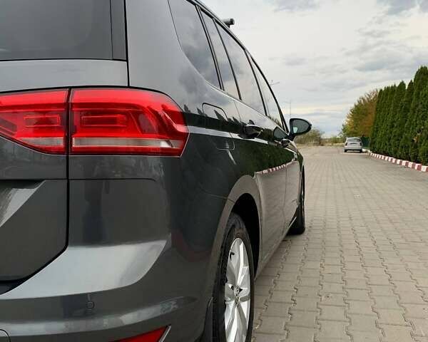 Сірий Фольксваген Туран, об'ємом двигуна 1.97 л та пробігом 246 тис. км за 20000 $, фото 9 на Automoto.ua