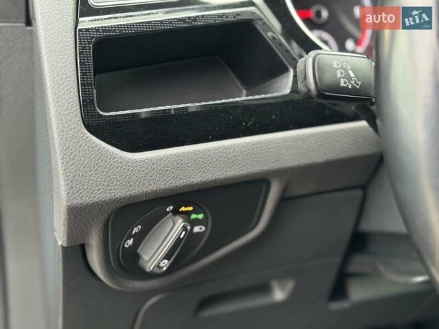 Серый Фольксваген Туран, объемом двигателя 2 л и пробегом 240 тыс. км за 17300 $, фото 64 на Automoto.ua