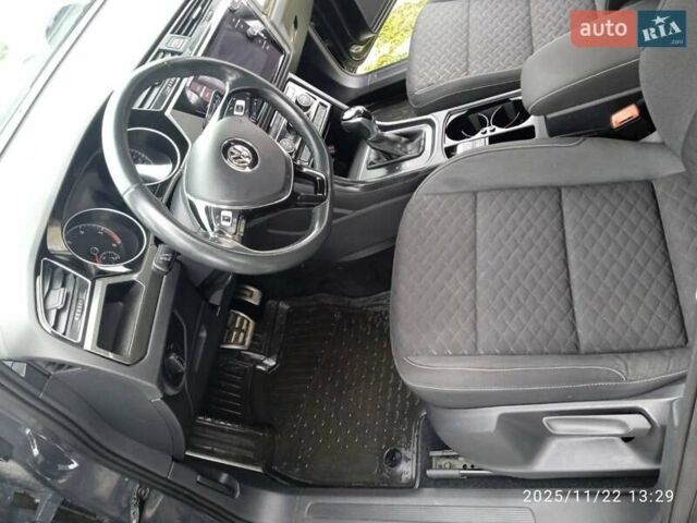 Серый Фольксваген Туран, объемом двигателя 1.97 л и пробегом 276 тыс. км за 17900 $, фото 9 на Automoto.ua