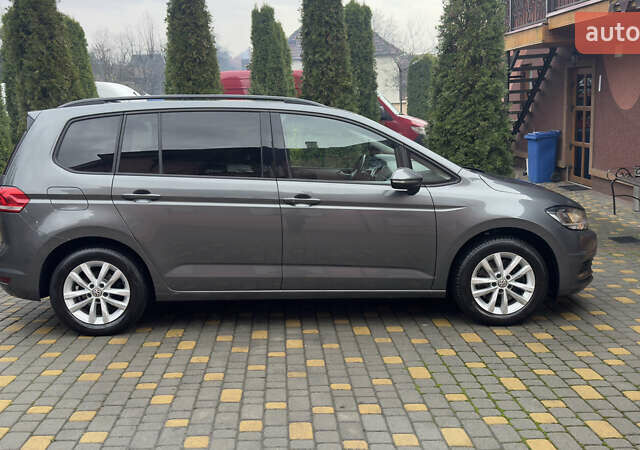 Серый Фольксваген Туран, объемом двигателя 1.97 л и пробегом 278 тыс. км за 18700 $, фото 83 на Automoto.ua