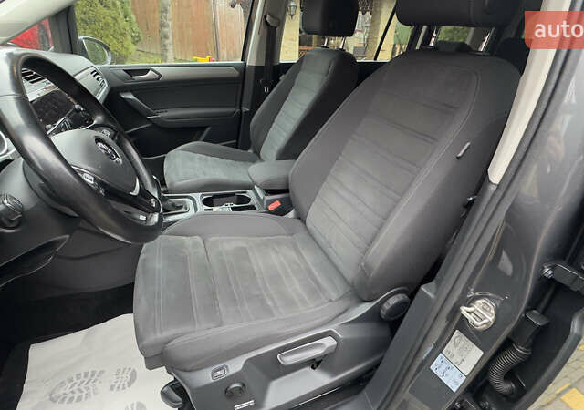 Серый Фольксваген Туран, объемом двигателя 1.97 л и пробегом 278 тыс. км за 18700 $, фото 35 на Automoto.ua