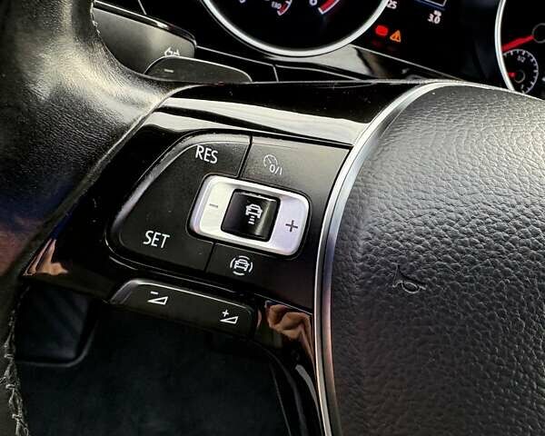 Серый Фольксваген Туран, объемом двигателя 1.97 л и пробегом 231 тыс. км за 18650 $, фото 49 на Automoto.ua