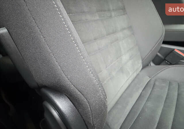 Серый Фольксваген Туран, объемом двигателя 1.97 л и пробегом 278 тыс. км за 18700 $, фото 80 на Automoto.ua