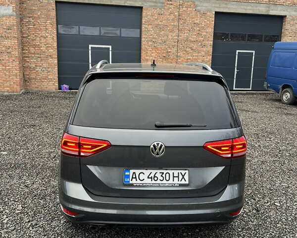 Серый Фольксваген Туран, объемом двигателя 1.97 л и пробегом 200 тыс. км за 20600 $, фото 42 на Automoto.ua