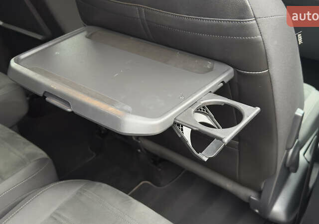 Серый Фольксваген Туран, объемом двигателя 1.97 л и пробегом 278 тыс. км за 18700 $, фото 56 на Automoto.ua