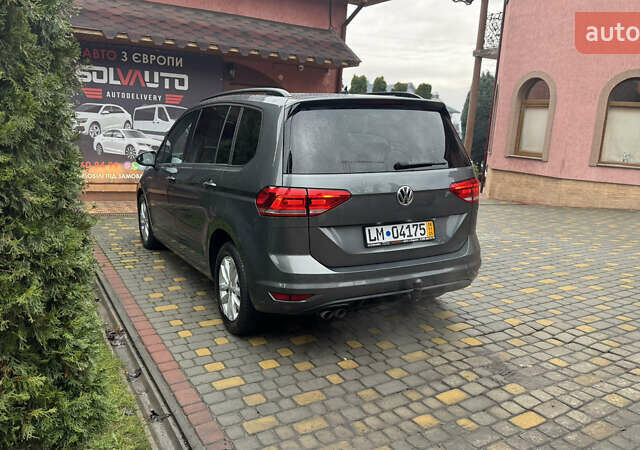 Серый Фольксваген Туран, объемом двигателя 1.97 л и пробегом 278 тыс. км за 18700 $, фото 6 на Automoto.ua