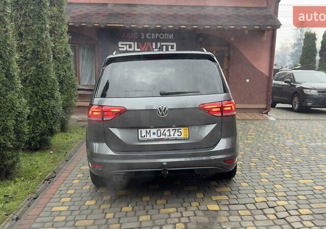 Серый Фольксваген Туран, объемом двигателя 1.97 л и пробегом 278 тыс. км за 18700 $, фото 9 на Automoto.ua