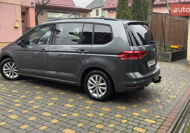 Серый Фольксваген Туран, объемом двигателя 1.97 л и пробегом 278 тыс. км за 18700 $, фото 16 на Automoto.ua