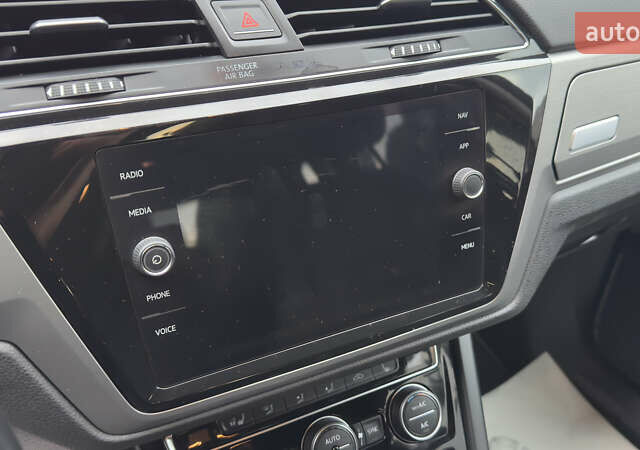 Серый Фольксваген Туран, объемом двигателя 1.97 л и пробегом 278 тыс. км за 18700 $, фото 37 на Automoto.ua