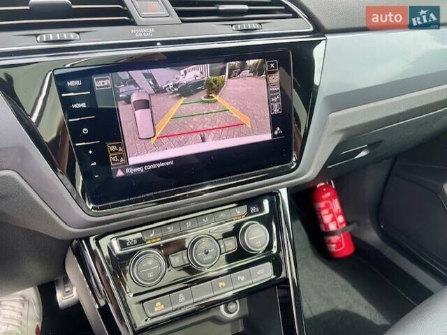 Серый Фольксваген Туран, объемом двигателя 1.5 л и пробегом 101 тыс. км за 15000 $, фото 11 на Automoto.ua